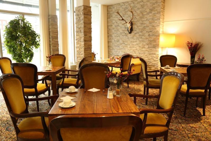Lobinger Hotel Weisses Ross Лангенау Экстерьер фото