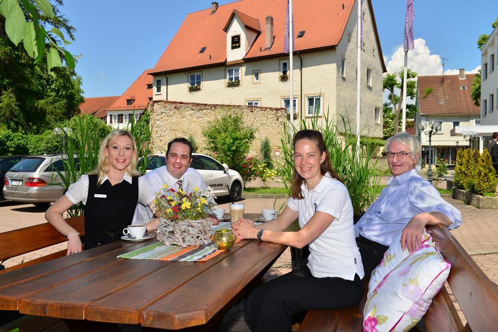 Lobinger Hotel Weisses Ross Лангенау Экстерьер фото