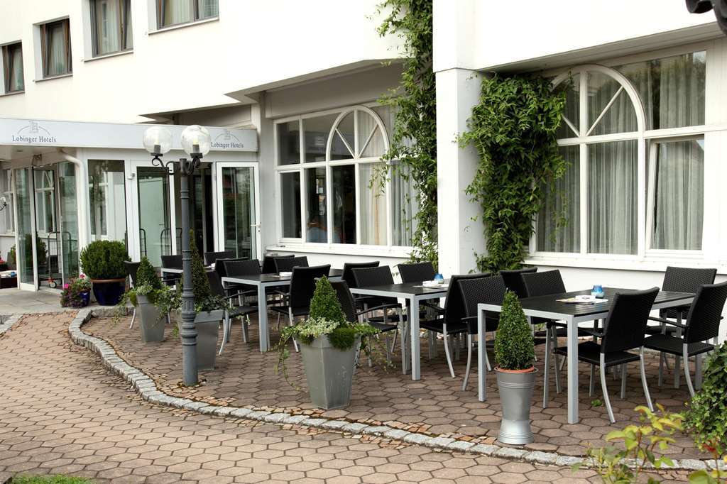 Lobinger Hotel Weisses Ross Лангенау Экстерьер фото