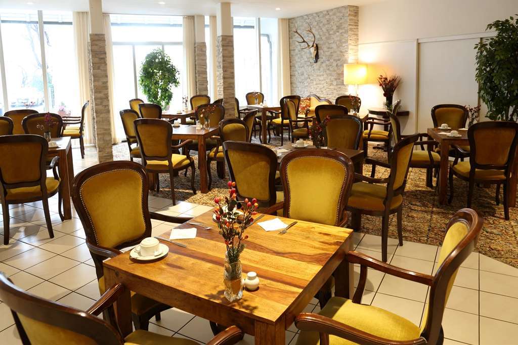 Lobinger Hotel Weisses Ross Лангенау Интерьер фото
