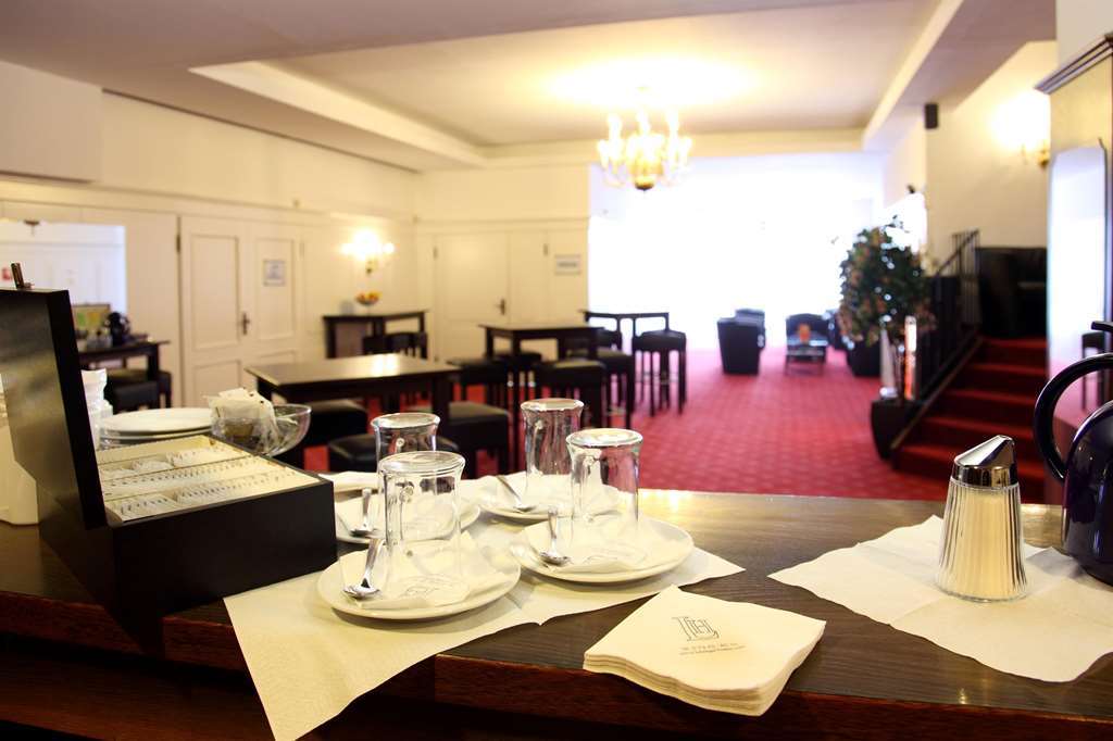 Lobinger Hotel Weisses Ross Лангенау Интерьер фото